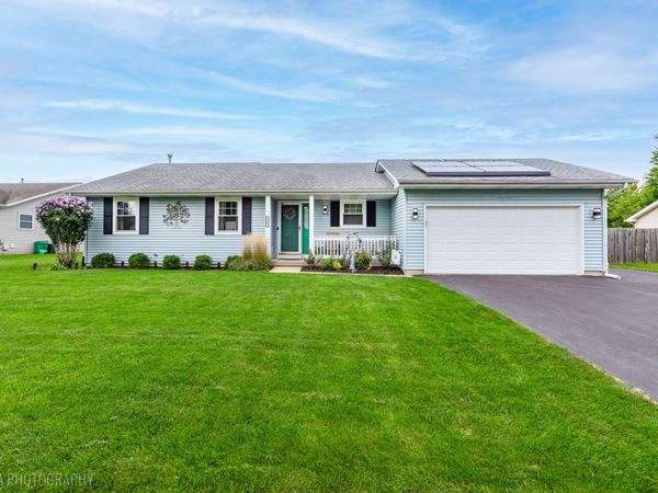 509 Wedgewood Trail , McHenry, IL 60050