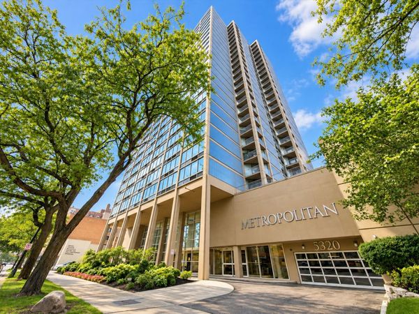 5320 N Sheridan Road, Unit 1607, Chicago, IL 60640