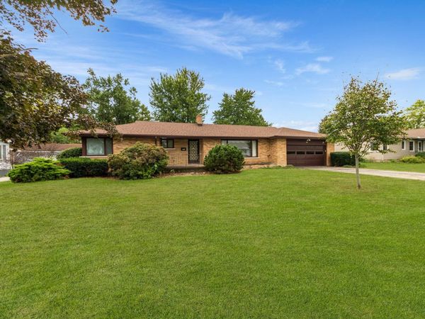 641 W Sixth Street, Minonk, IL 61760