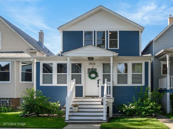 3520 W Melrose Street , Chicago, IL 60618