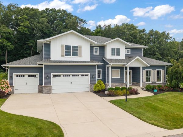 326 W Houghton Drive , Valparaiso, IN 46385