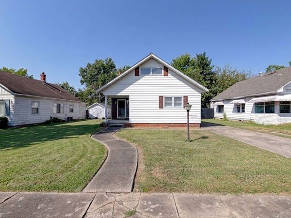 1013 N 12th Street, Herrin, IL 62948