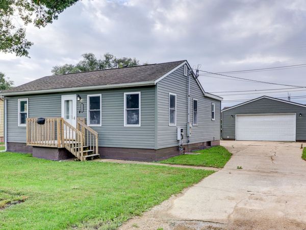 1111 W 21st Street , Rock Falls, IL 61071