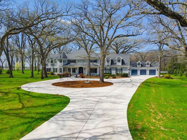 37132 N Black Velvet Lane , Wadsworth, IL 60083