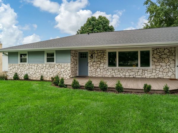 6949 SPRING BROOK Road , Rockford, IL 61114