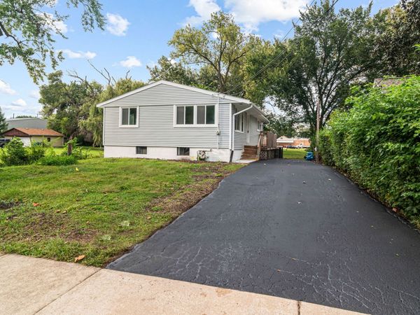 1428 Superior Street , Aurora, IL 60505