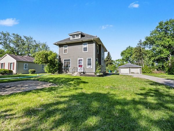 N350 County Farm Road , Winfield, IL 60190