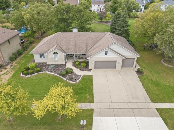 26142 W Highland Drive , Channahon, IL 60410