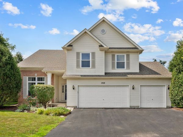 2519 CRESTVIEW Drive , Aurora, IL 60502