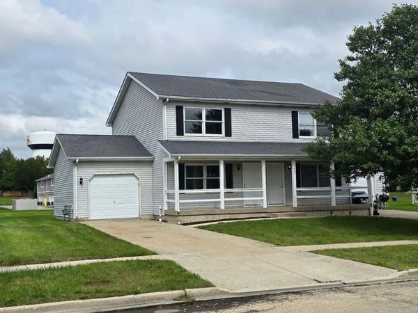 1463 Moluf Street , DeKalb, IL 60115