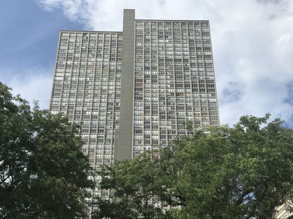 655 W Irving Park Road, Unit 1609, Chicago, IL 60613