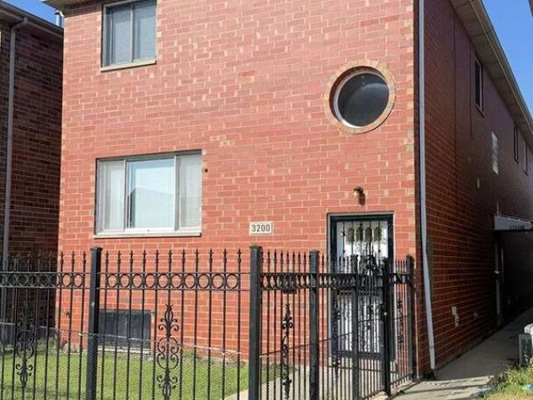 3200 S Throop Street , Unit B, Chicago, IL 60608