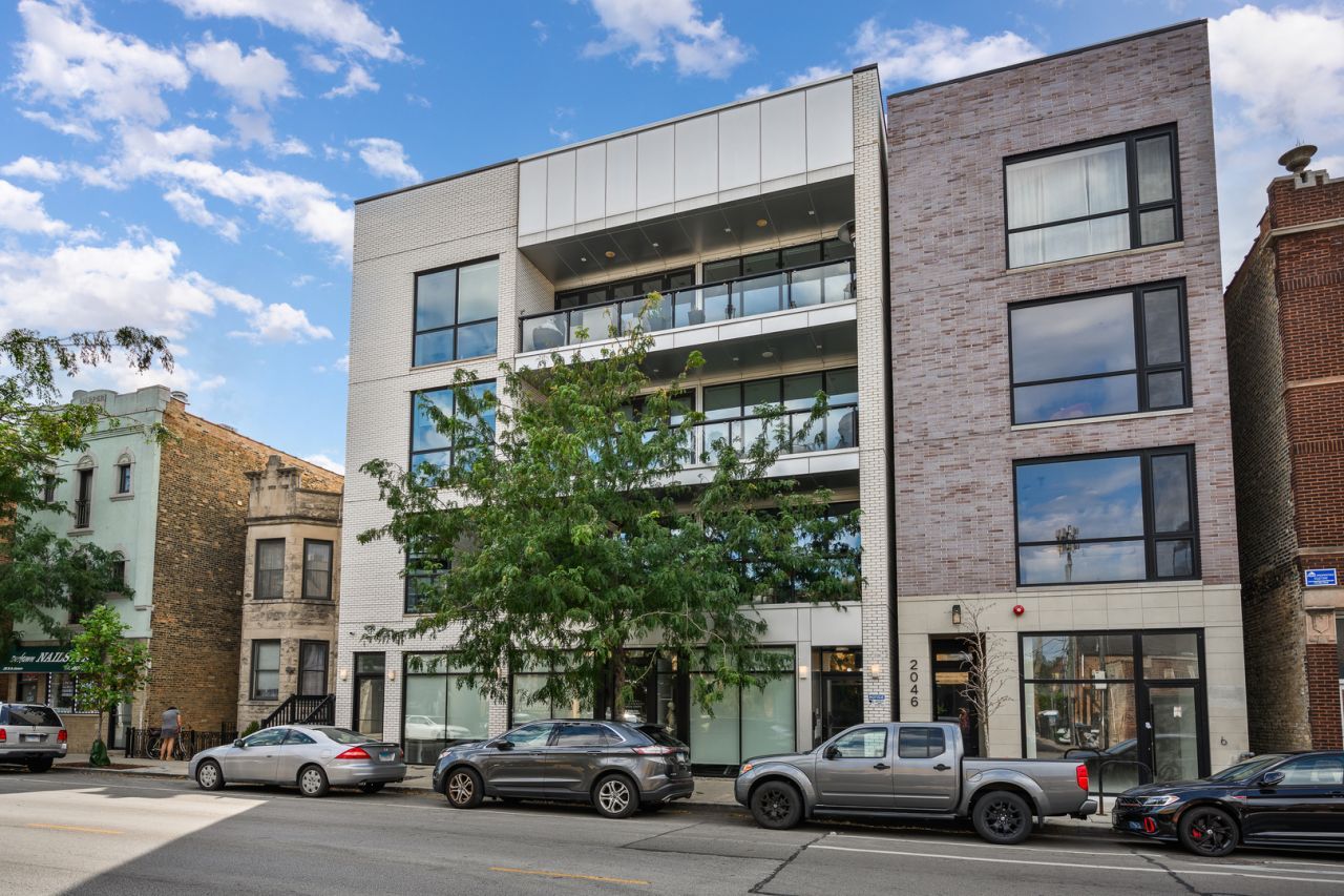 2040 N Damen Avenue, Unit 2, Chicago, IL 60647 Main Photo