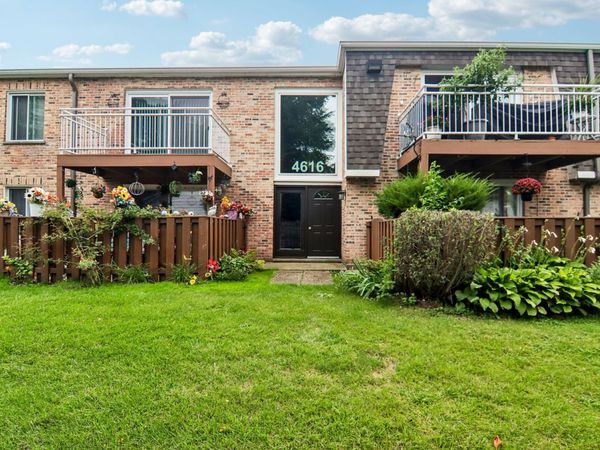4616 Kings Walk Drive , Unit 1C, Rolling Meadows, IL 60008