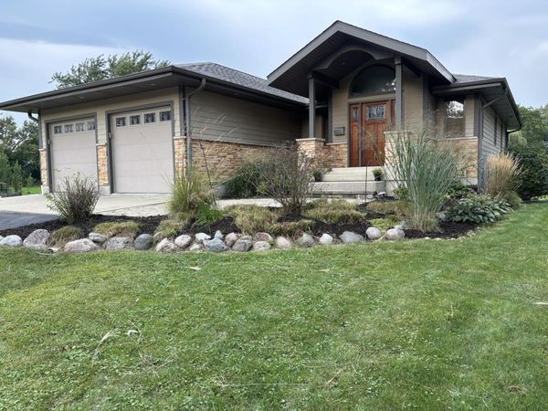 257 N Schryver Avenue , Woodstock, IL 60098