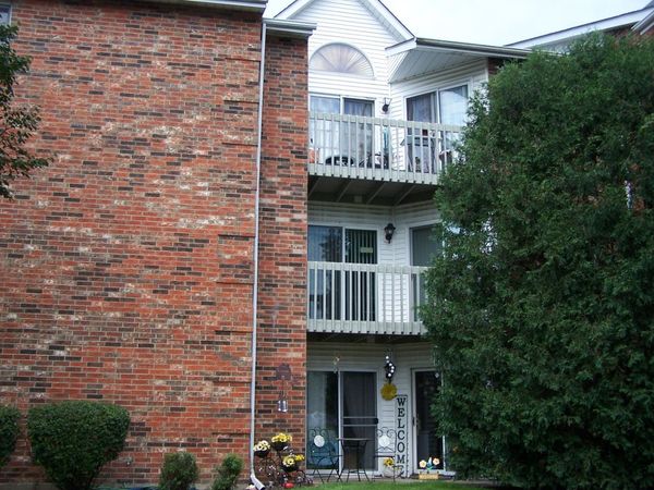 4408 W Shamrock Lane , Unit 2-C, McHenry, IL 60050