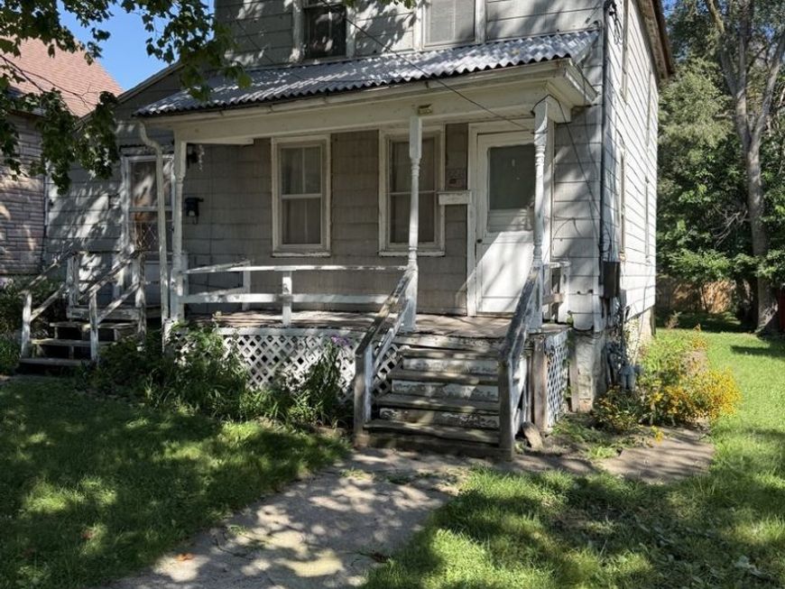 Main Photo