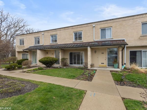 158 Green Bay Road , Glencoe, IL 60022