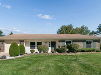 25 Red Haw Lane, Lake Zurich, IL 60047 primary photo