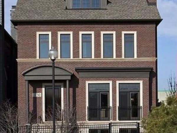 2730 N HARTLAND Court, Chicago, IL 60614