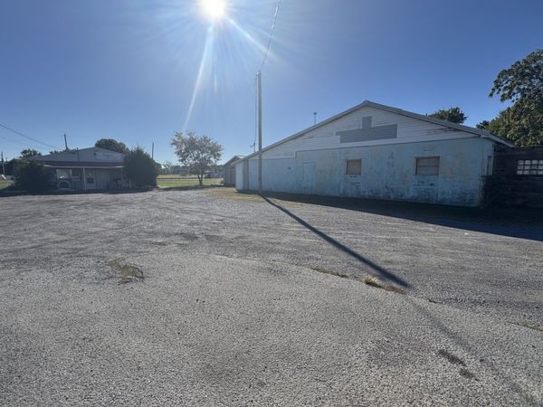 1248 N Oak Street, Duquoin, IL 62832