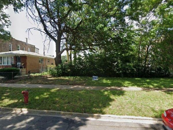 7424 S May Street, Chicago, IL 60621