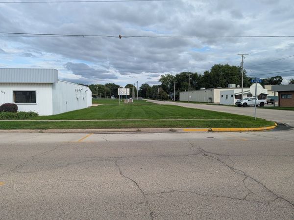 201 N Center Street , Durand, IL 61024
