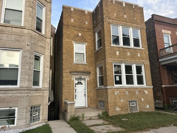 6637 S Rhodes Avenue, Chicago, IL 60637