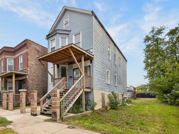 5338 S Wood Street , Chicago, IL 60609