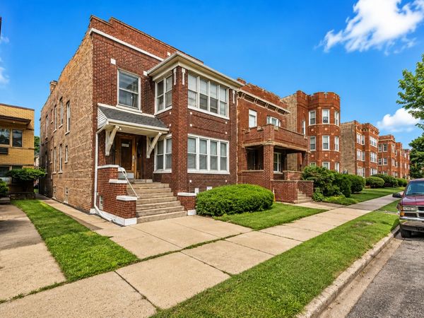 11221 S King Drive , Chicago, IL 60628