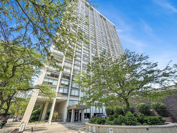 5455 N Sheridan Road , Unit 3506, Chicago, IL 60640