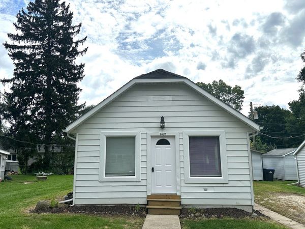 7425 Cedar Drive , Wonder Lake, IL 60097