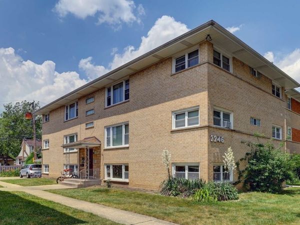 2246 S 17th Avenue , Unit 1E, North Riverside, IL 60546