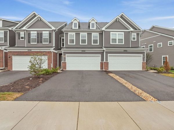 5920 Hawkweed Drive , Naperville, IL 60564