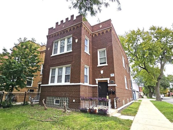 1801 N Lotus Avenue, Unit 2, Chicago, IL 60639