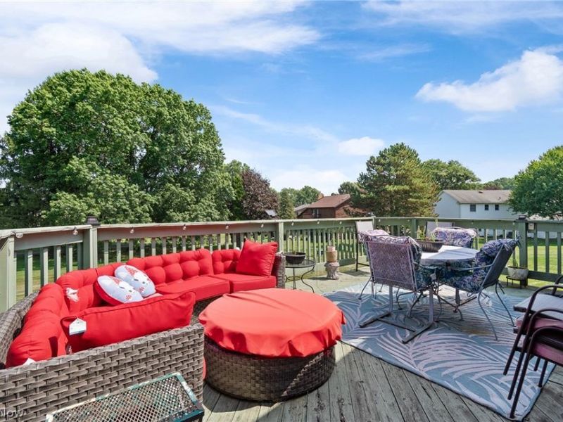 3741 Muirfield Drive, Uniontown, OH 44685 Photo 14