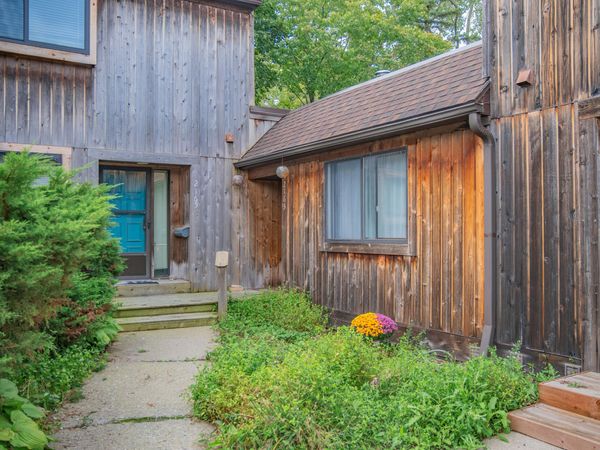 2163 Pauline Court, Ann Arbor, MI 48103