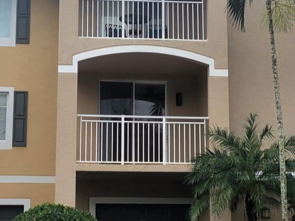 6418 EMERALD DUNES Drive, Unit 201, West Palm Beach, FL 33411