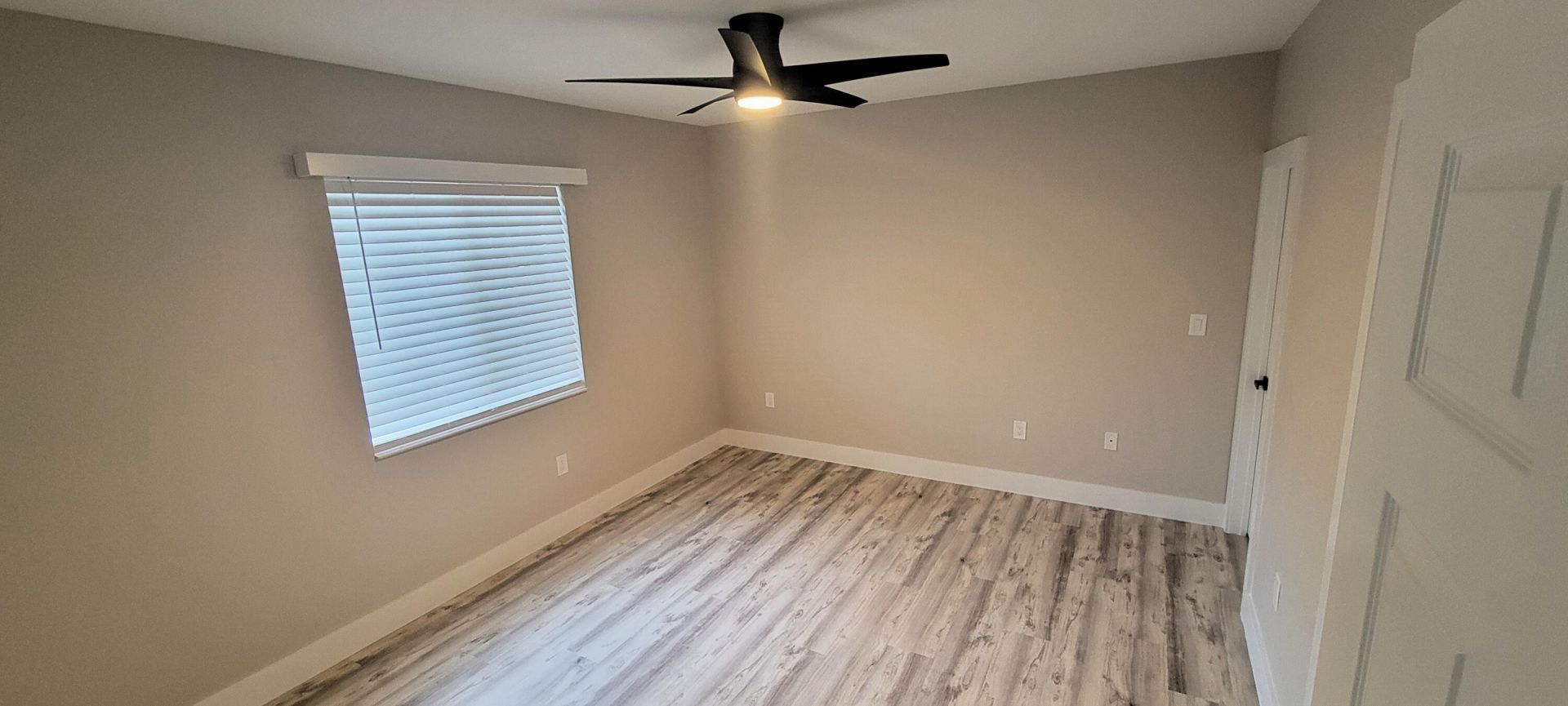 6418 Emerald Dunes Drive, Unit 201, West Palm Beach, FL 33411 Photo