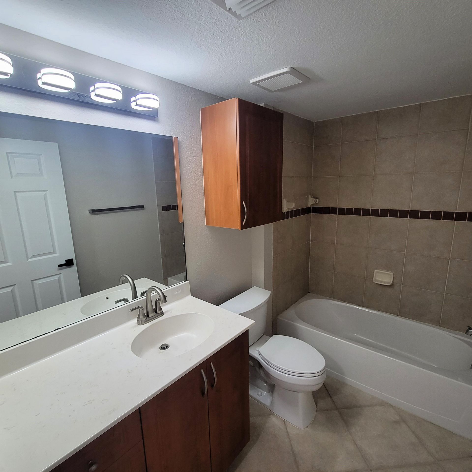 6418 Emerald Dunes Drive, Unit 201, West Palm Beach, FL 33411 Photo