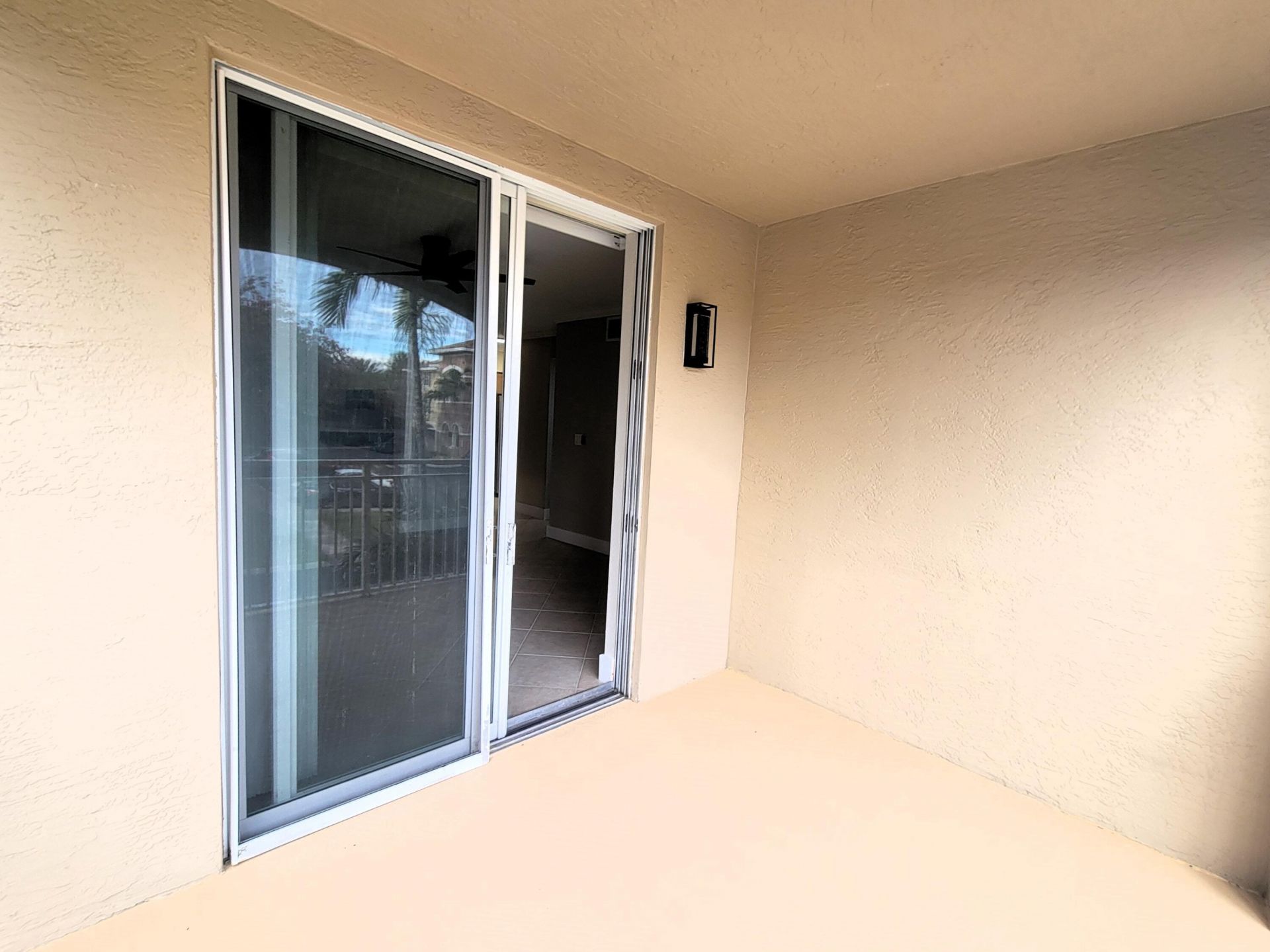 6418 Emerald Dunes Drive, Unit 201, West Palm Beach, FL 33411 Photo