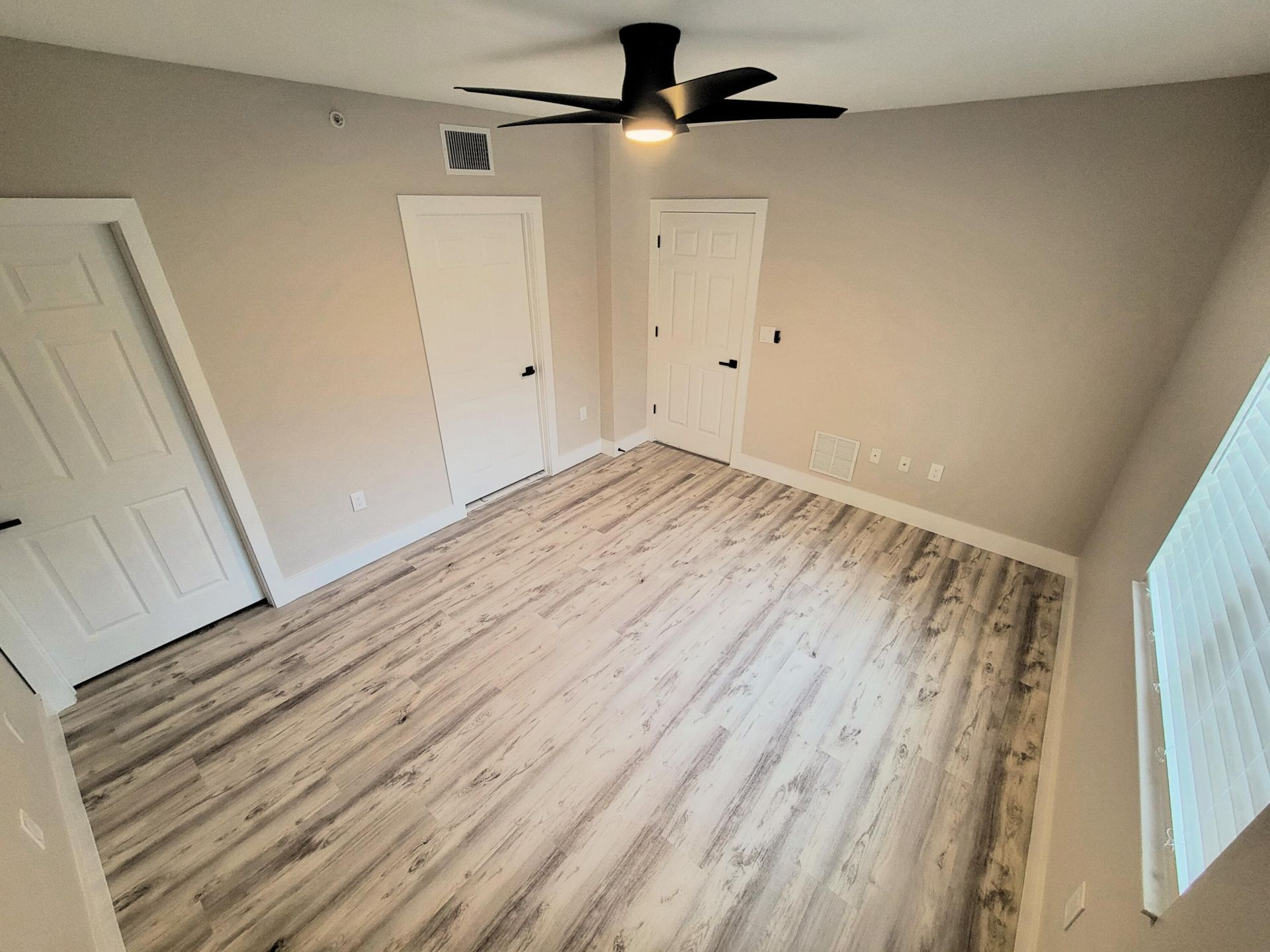 6418 Emerald Dunes Drive, Unit 201, West Palm Beach, FL 33411 Photo