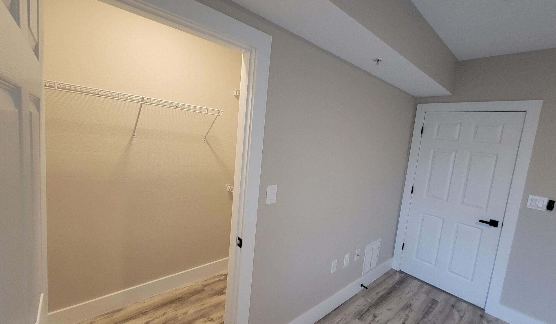 6418 Emerald Dunes Drive, Unit 201, West Palm Beach, FL 33411 Photo