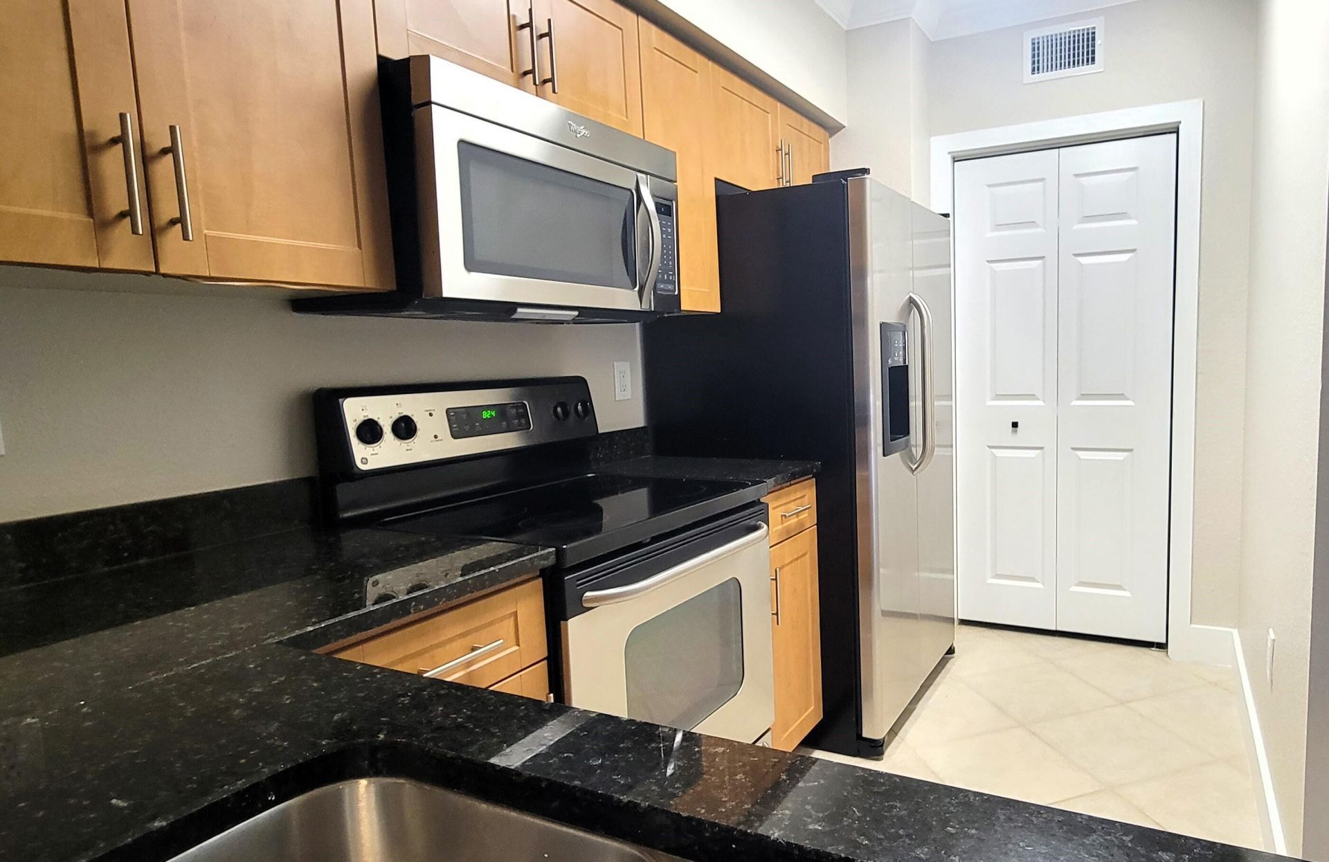 6418 Emerald Dunes Drive, Unit 201, West Palm Beach, FL 33411 Photo