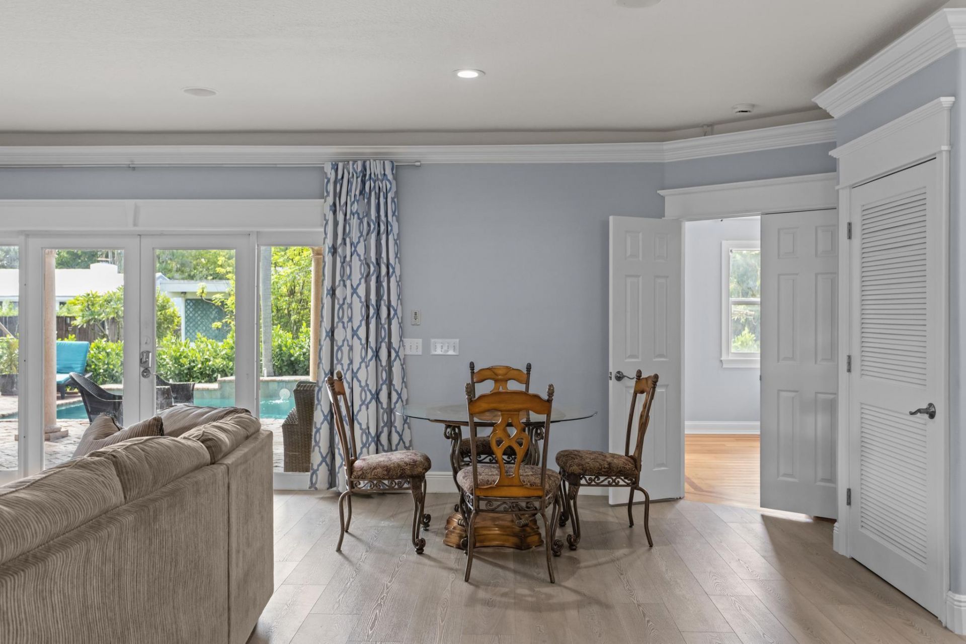 360 Gregory Road, West Palm Beach, FL 33405 Photo