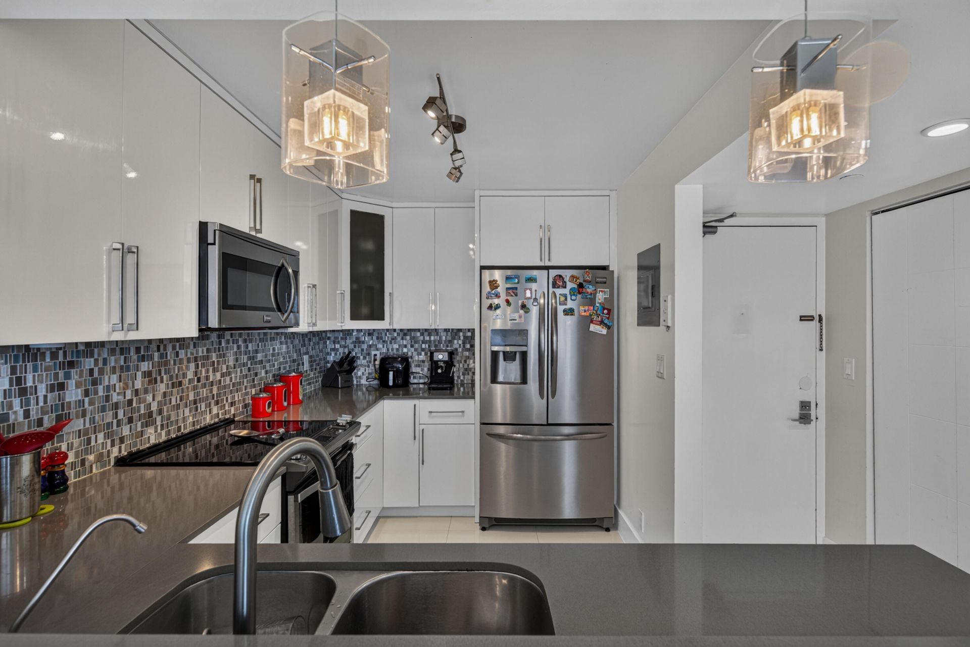 20379 W Country Club Drive, Unit 1139, Aventura, FL 33180 Photo