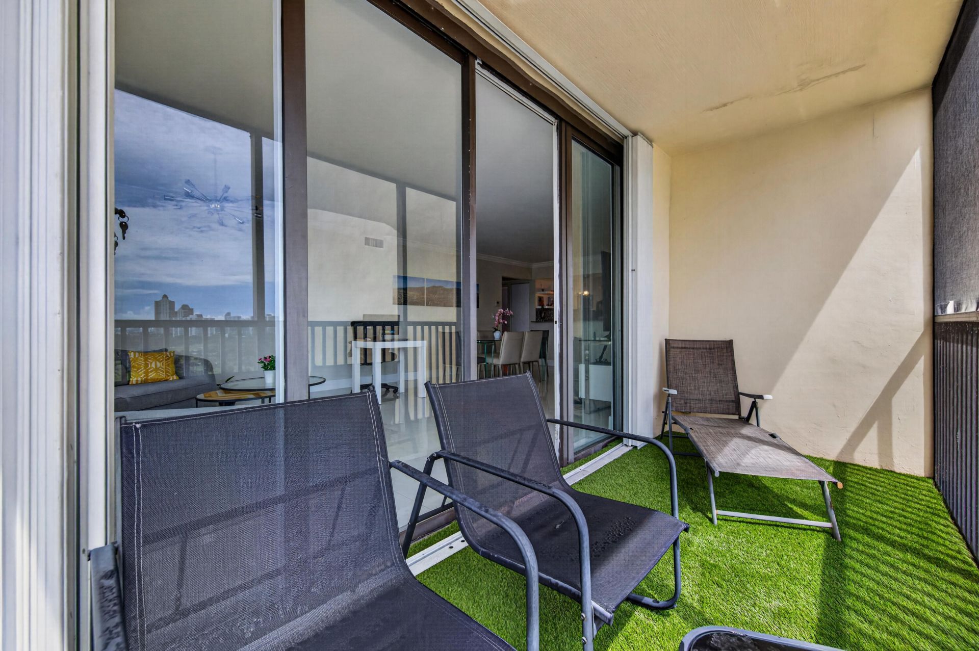 20379 W Country Club Drive, Unit 1139, Aventura, FL 33180 Photo