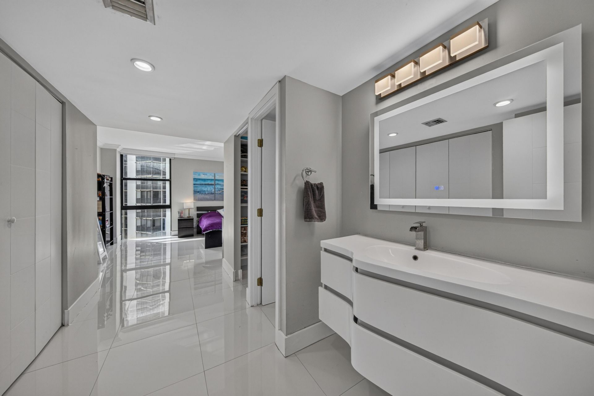 20379 W Country Club Drive, Unit 1139, Aventura, FL 33180 Photo