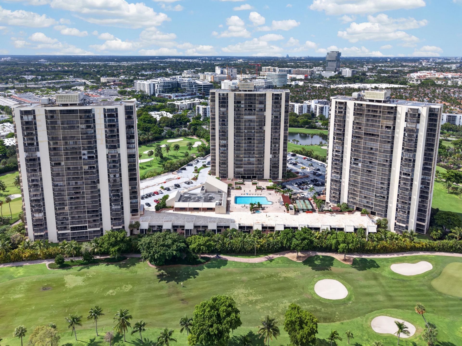 20379 W Country Club Drive, Unit 1139, Aventura, FL 33180 Photo