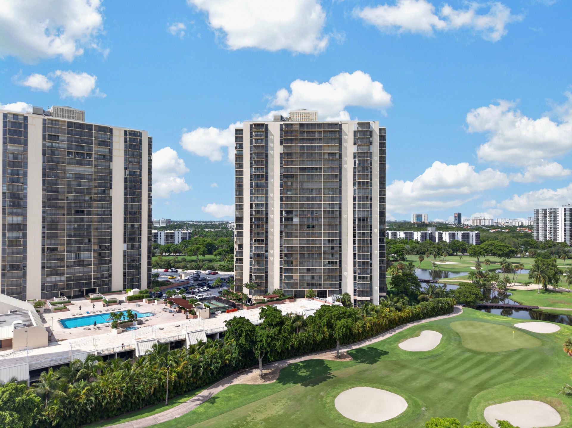20379 W Country Club Drive, Unit 1139, Aventura, FL 33180 Photo